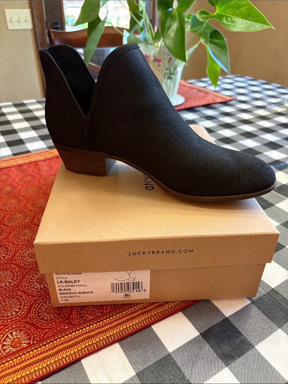 Lucky Brand Black Textured Ankle Booties